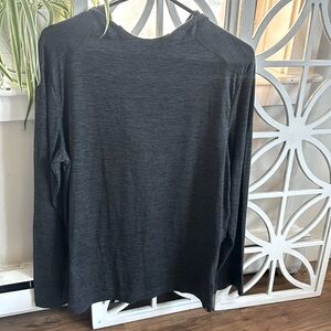 NWOT Gaiam Hooded Long Sleeve- Size Medium